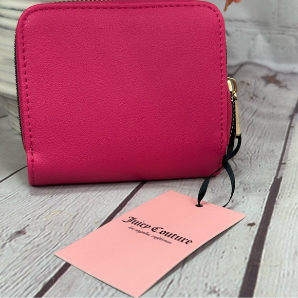 NWT Juicy Couture Pink flash love mode Heart Embellished small zip around Wallet - Picture 4 of 8